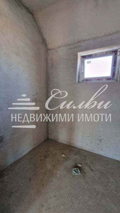 Продава се Двустаен апартамент в Шумен, Добруджански - 71 кв.м за 1257 €/кв.м - Снимка #4