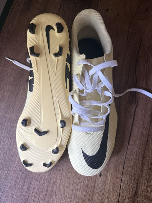 Ghete nike fotbal 47’5