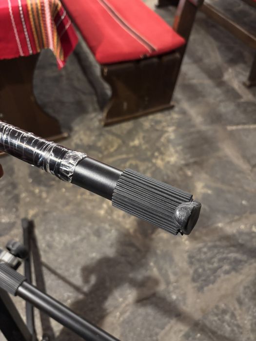 Стойка  Двойна За Клавир 60€