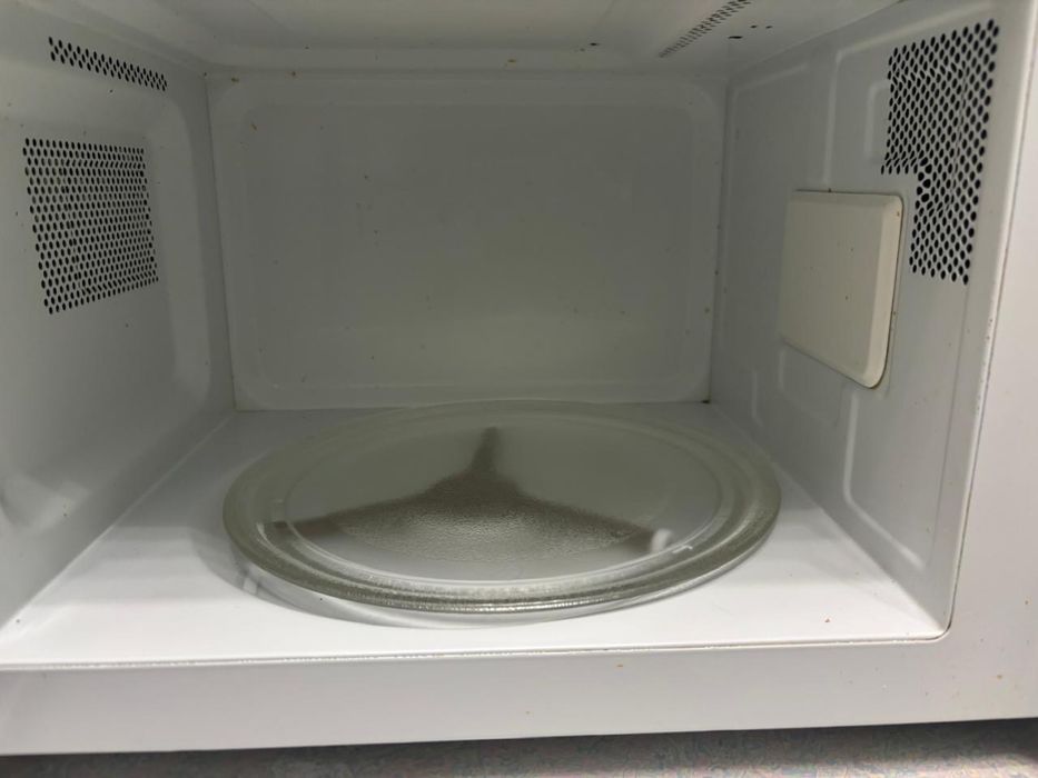 Продается микроволновая печь