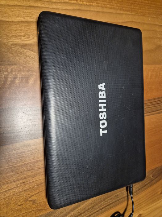 Лаптоп Toshiba Satellite C660-1MT
