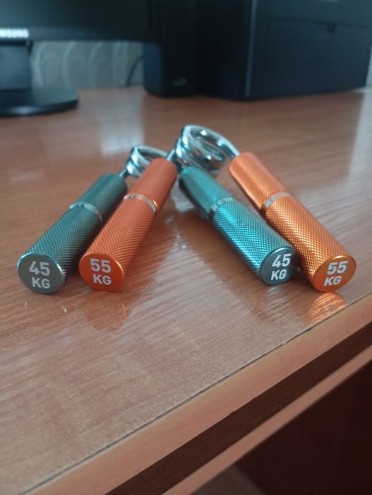 Эспандер 45/55 кг