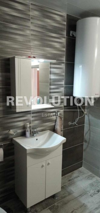 Дава се под наем Двустаен апартамент в Варна, Общината - 70 кв.м за 500 € - Снимка #12