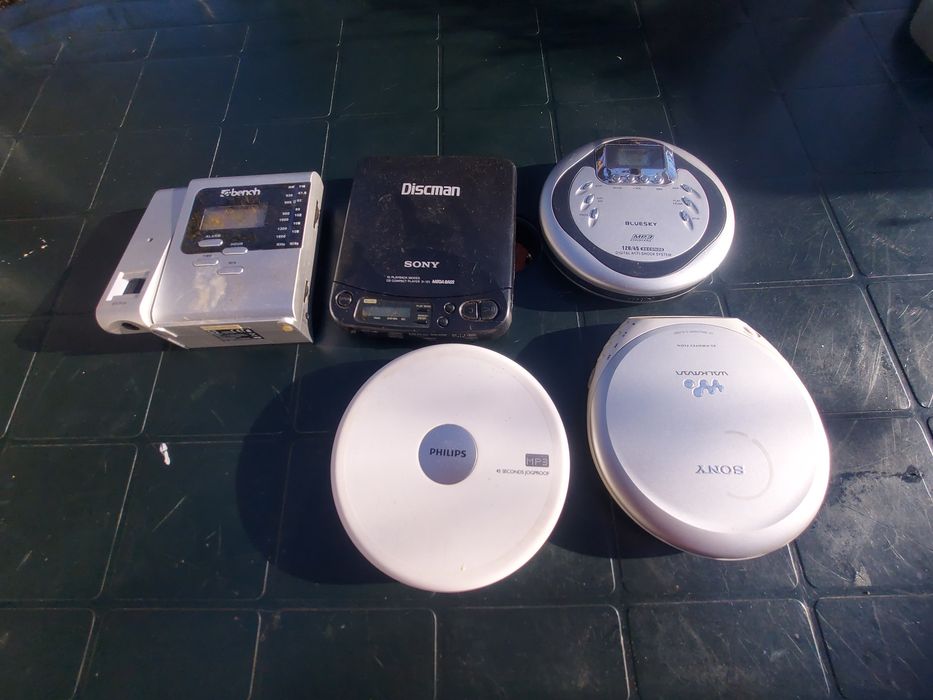 Casetofoane, radiocasetofoane, radio vechi, vintage, retro