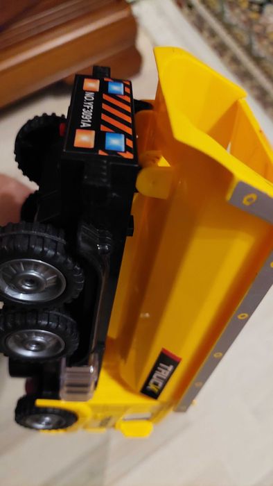 Camion Construction Truck Basculanta cu sirena descarca automat