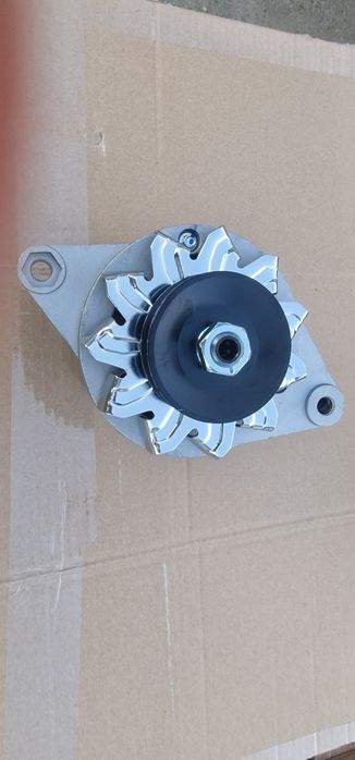 Alternator 12v tractor fiat 211 215 fiat 300 fiat 250 fiat 450 cu rele