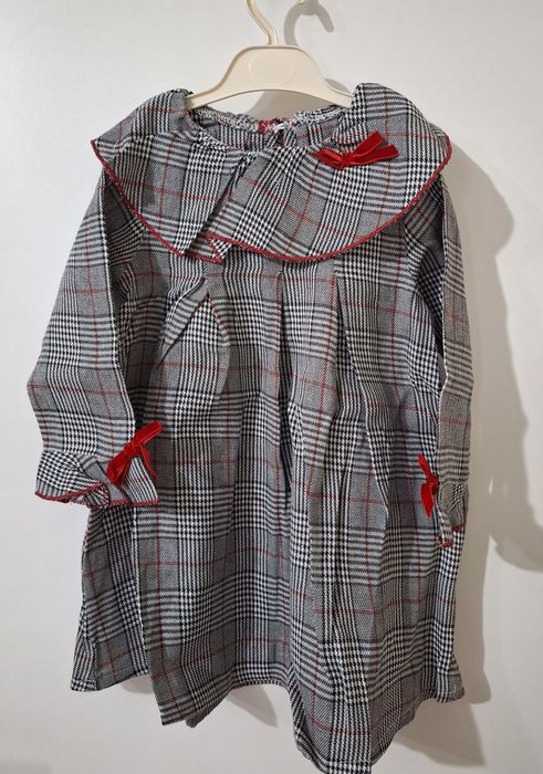 Карирана детска рокля с панделки– Сива, 3-4 г