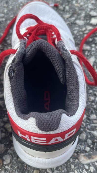 Оригинални обувки за тенис Head. Много са удобни и меки. Цена- 25 лева