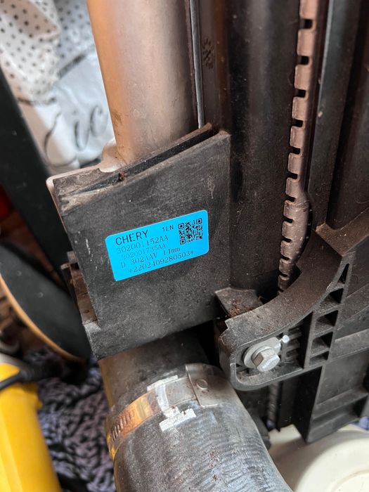 Радиатор в сборке на Jaecoo J7