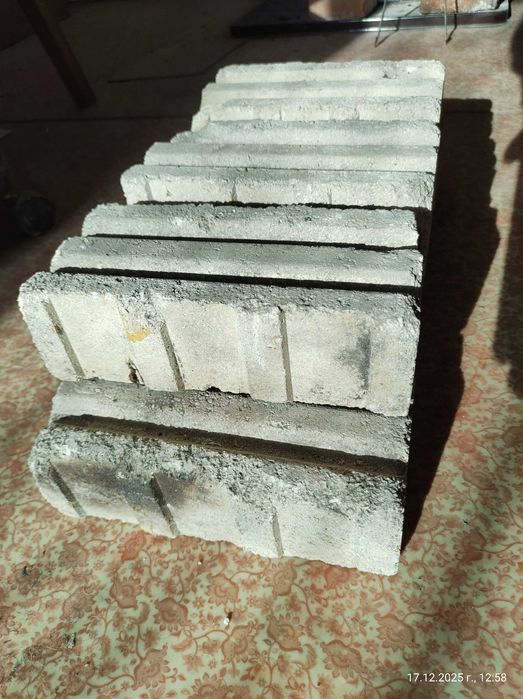 Продавам огнеупорни тухли