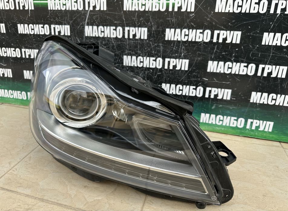 Фар десен фарове за Мерцедес Ц204 фейс Mercedes C-класа W204 facelift