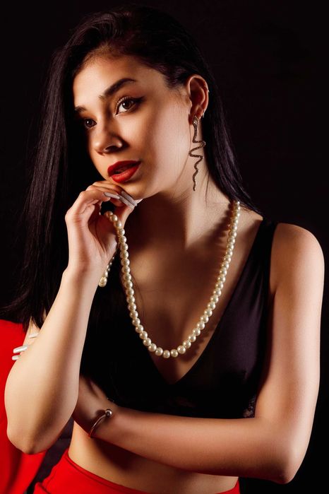 Fotograf Profesionist – Turda – Ședinte foto profesionale: Portret, Boudoir, Fine Art, Nude & Content Creator