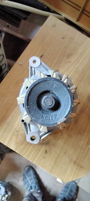 Продам гениратор газ 52