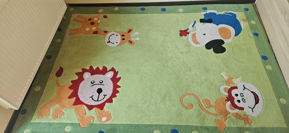 Vand covor camera copii