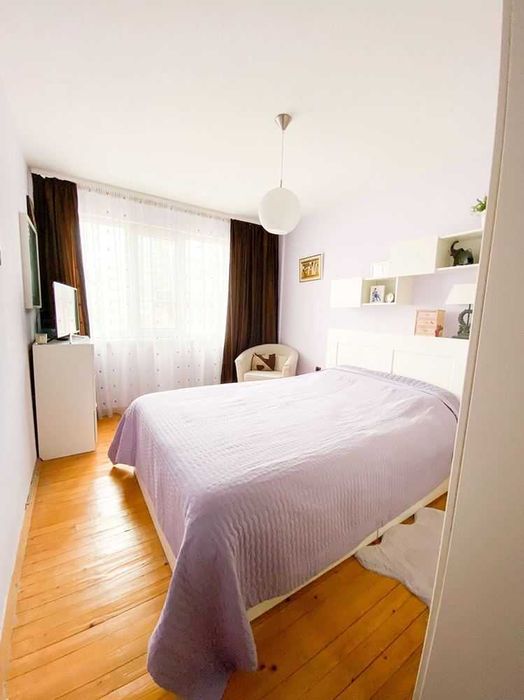 Дава се под наем Двустаен апартамент в София, Витоша - 65 кв.м за 306 € - Снимка #1