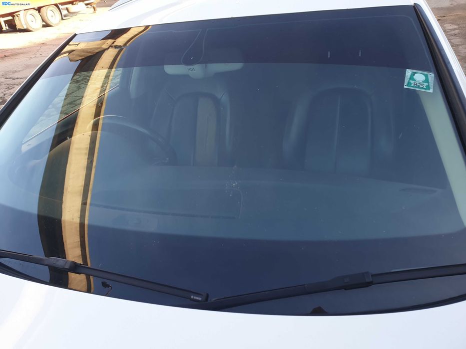Parbriz Geam Sticla cu Locas Senzor Ploaie Lumina cu Defect Audi A6 C7 2011 - 2018 [K0809]