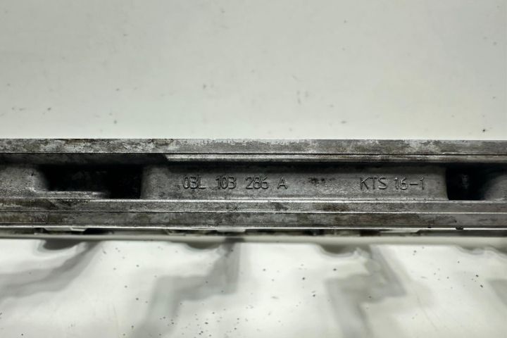 Capac chiulasa 2.0 tdi 03l103286a Volkswagen VW Tiguan prima generati