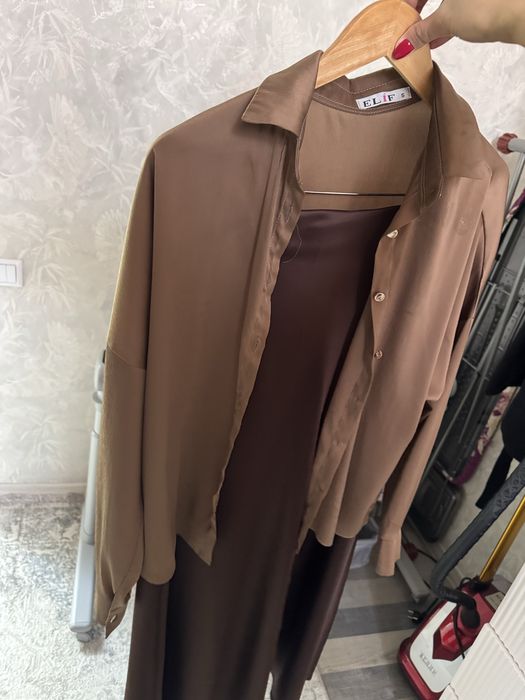 женская блузка. в шоколадном оттенке