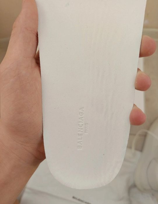 Balenciaga arena white