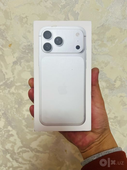 Apple 17 pro Max 256 Silver Новый
