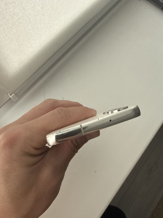 Samsung S23 за 130000тг