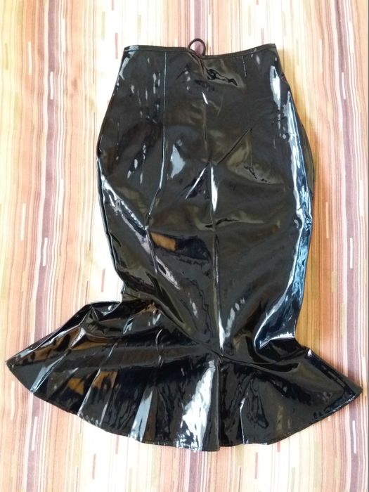 Пола различни модели и материи