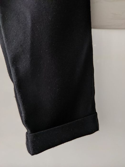 Чёрные брюки. Подойдут для школы