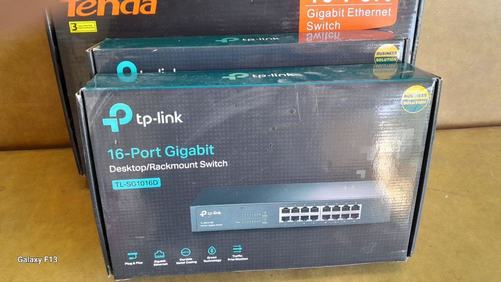 Камутатор Tenda 16 та
