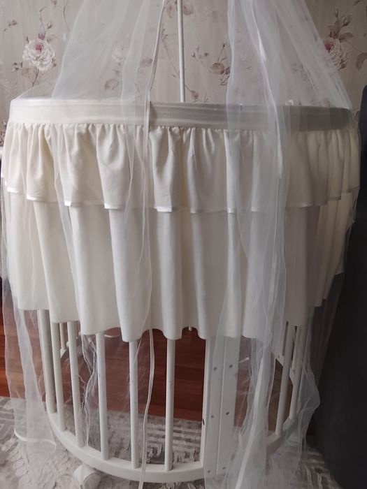 Продам детскую кроватку