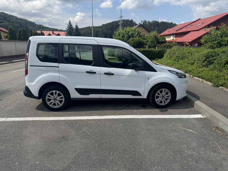 FORD Tourneo Connect 2019 — imagine 4