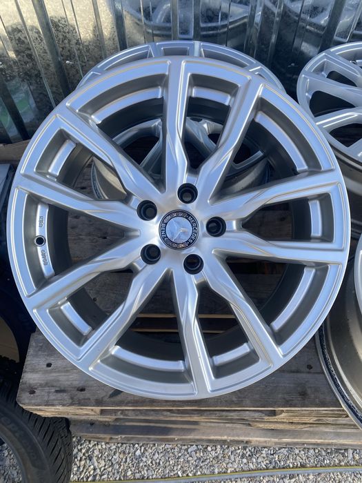 18 цола 5 х 112 мм Мерцедес , Фолксваген , Сеат , Ауди , VW