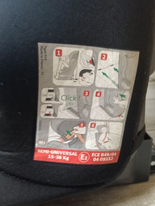 Scaun auto cu prindere in isofix