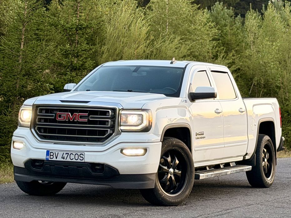GMC Sierra 5.3 L Autoutilitara 4x4 Automat Inmatriculata Ro