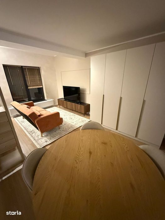 Studio de inchiriat in complex NOU / Cornisa / Platou / PARCARE / UMF