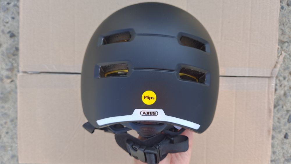 Cască ABUS Skurb Mips (nouă)