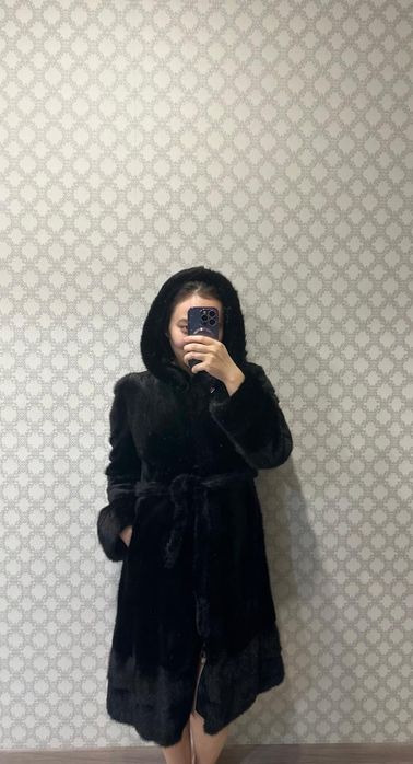Продается норковая шуба,