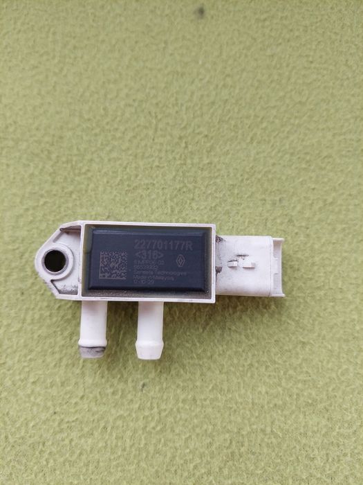 Buton start stop e 60 Sprituitoare ,senzori ax came ,filtru p a rticul