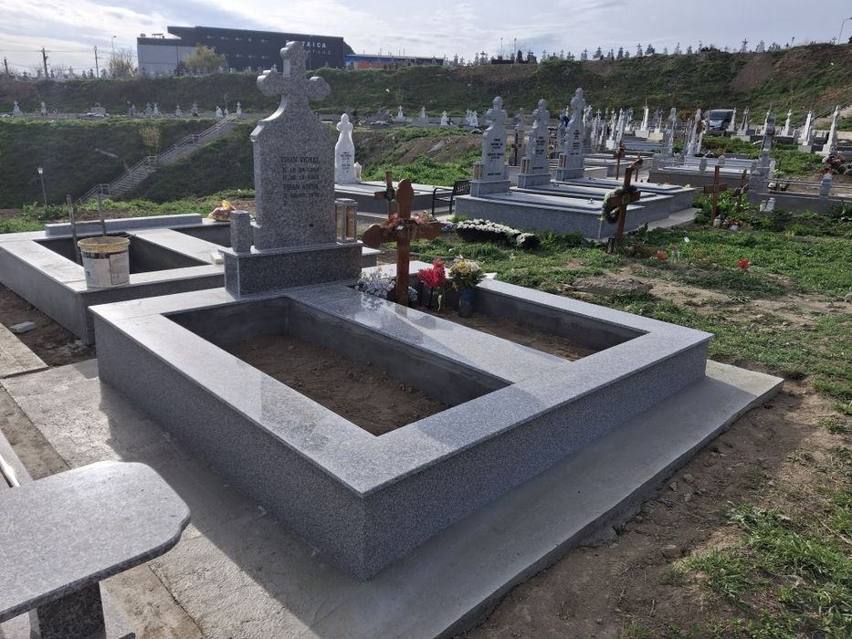 Monumente funerare Tulcea