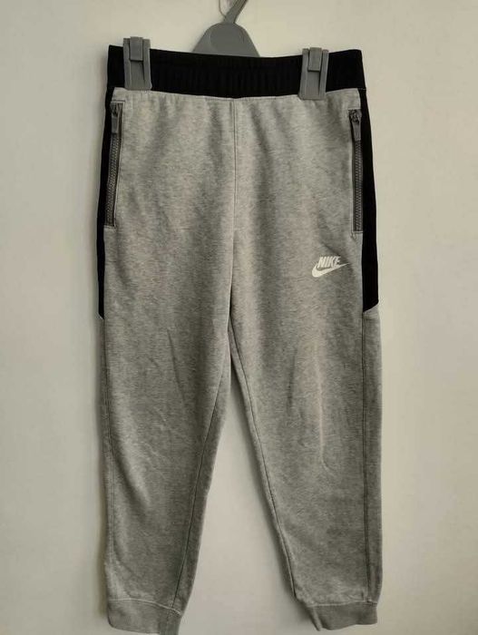 Детски долнища. Nike Training Trousers Mercurial тъмно сиво р. 147-158