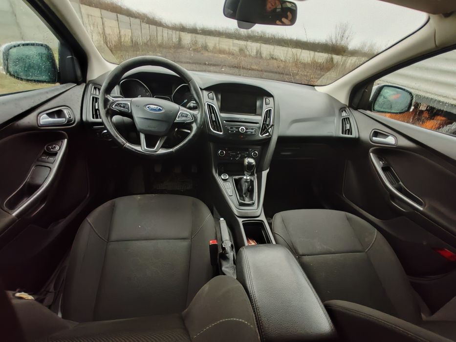 Dezmembrez Ford focus mk3 an 2015 benzina