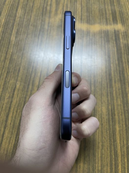 iPhone 17 Pro Deep Blue 256GB Ca Nou 2 ani garantie