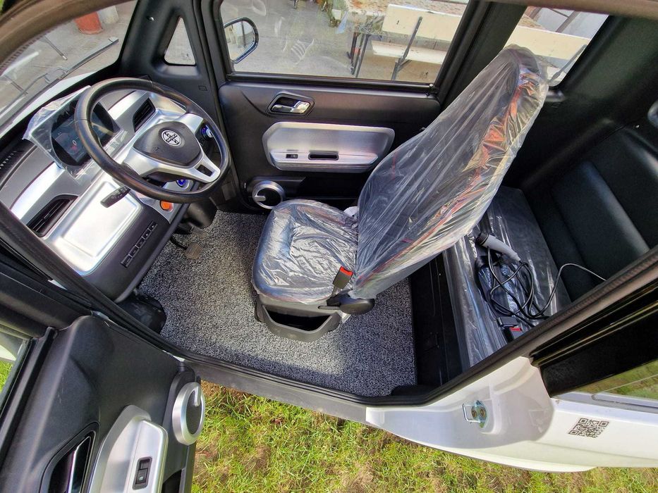 Masina electrica S1 ARORA, 2000W, 25km/h, nu necesita permis, Alb