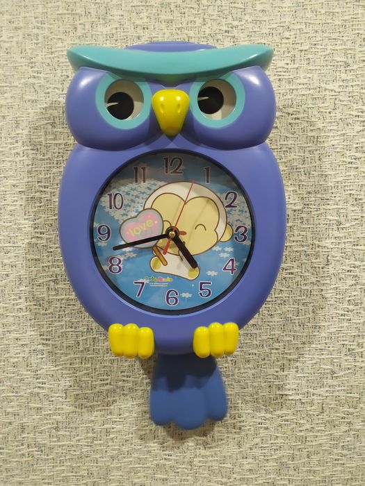 Продам часы настенные