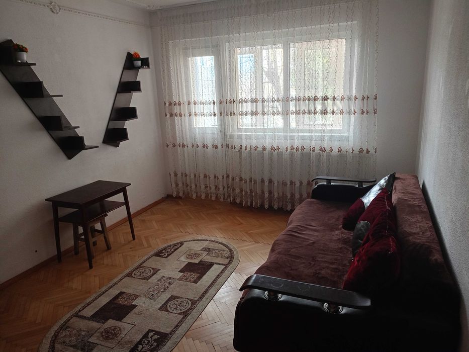 Inchiriez apartament 2 camere