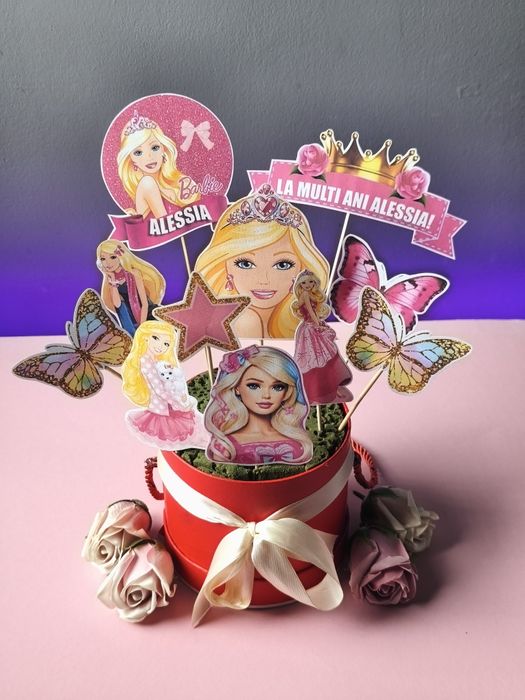 Toppere tort cu tema Barbie