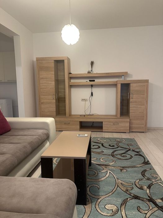 Închiriez apartament 2 camere