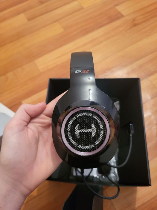 Наушники игровые Edifier G2