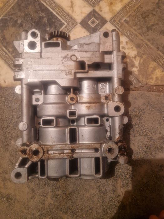 Запчасти на автомобиль разные