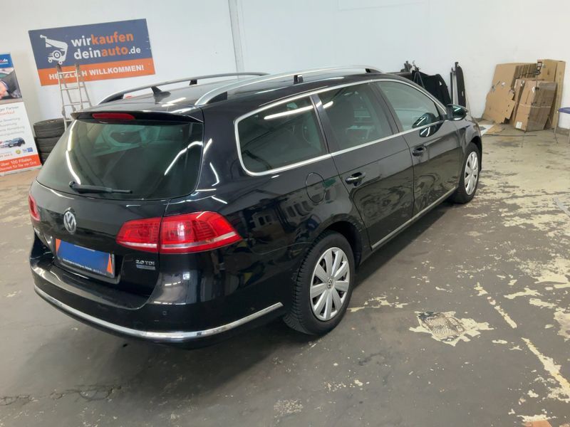Volkswagen Passat 2.0 TDI Highline BlueMotion Tech 2012