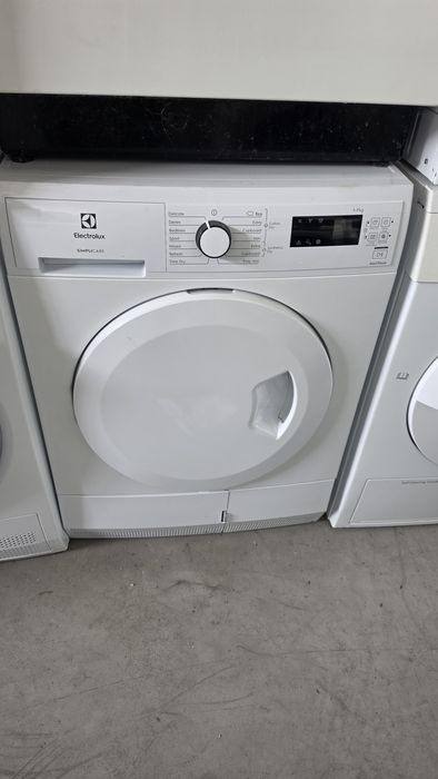 Сушилня Electrolux нова